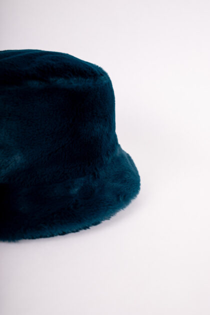 Bedacht Balsam Fake Fur Bucket Hat