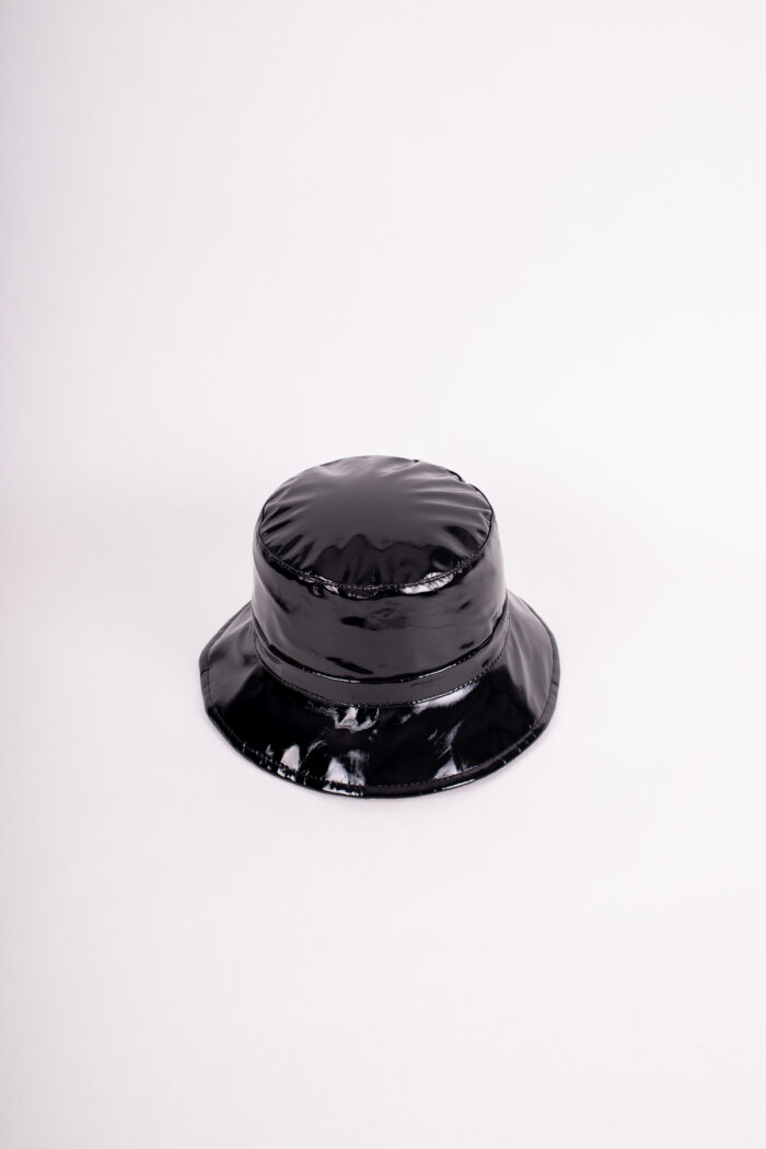 Bedacht Vernice Bucket Hat