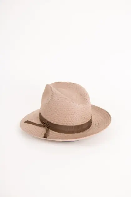 Bailey Winstone Sommerhut