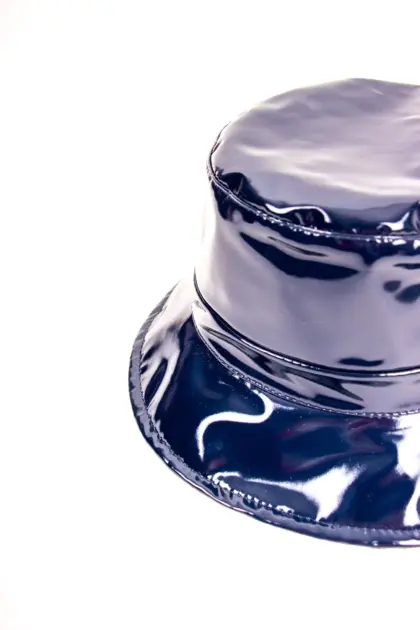 Bedacht Vernice Bucket Hat
