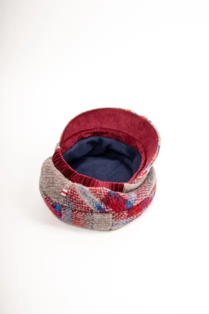 Bedacht Uran Cap