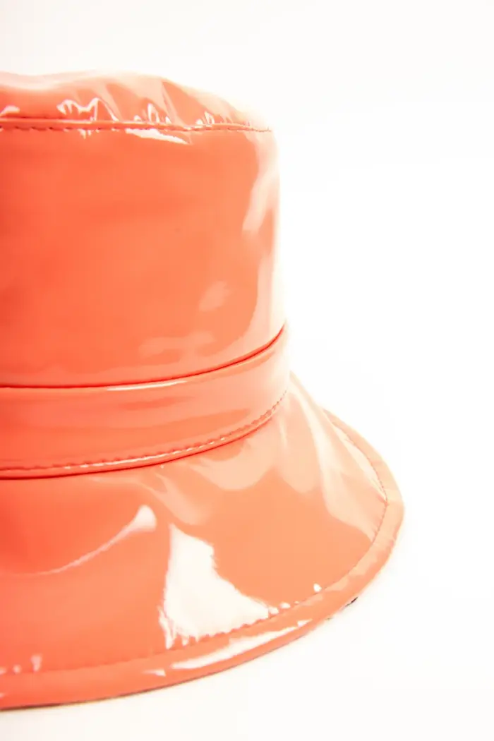 Bedacht Vernice Bucket Hat