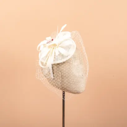 Bedacht Fascinator Valetta
