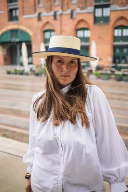 Fernandez y Roche Bolero Panama