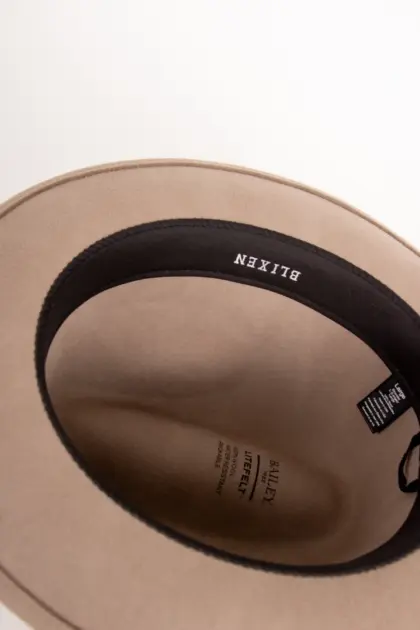 Bailey Blixen Silverbelly innen