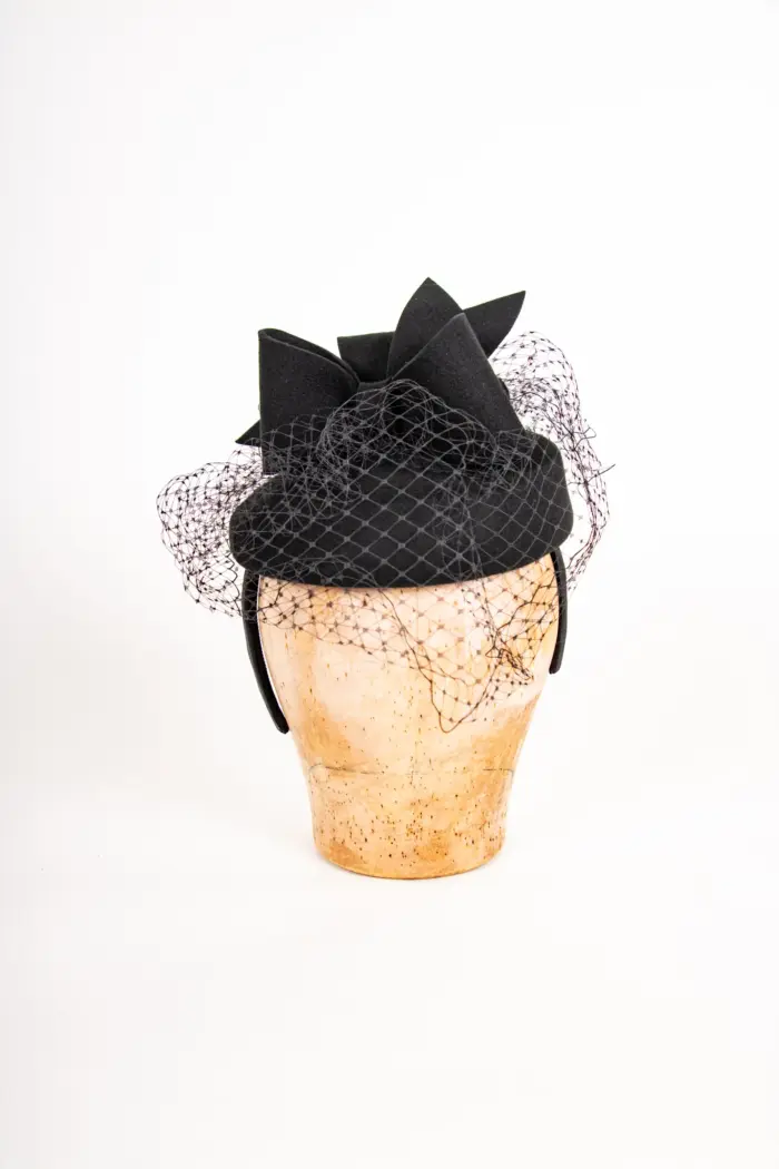 Fascinator Dorothy Wollfilz mit Schleier