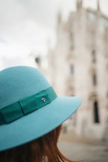 Panizza Delia mit abgenähtem Rand