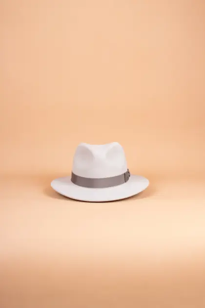 Bailey Curtis Hellgrau