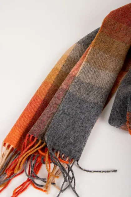Faustmann Schal John Hanly Orange