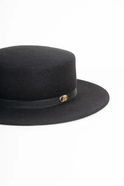 Fernandez y Roche Soft Boater