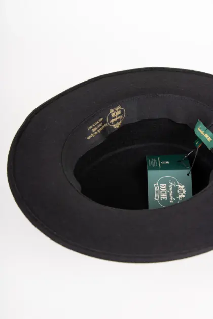 Fernandez y Roche Soft Boater