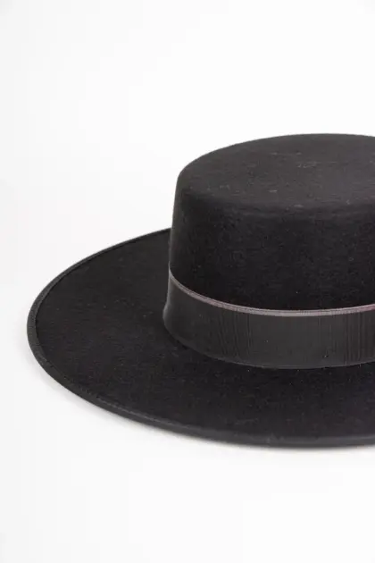 Fernandez y Roche Bolero Black