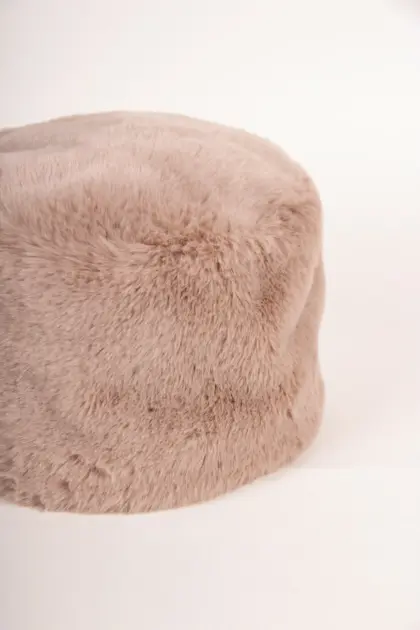 Bedacht Balsam Fake Fur Toque