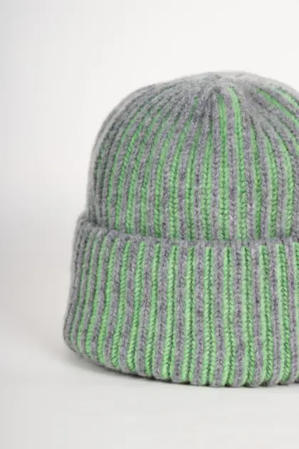 Grote Strickmütze zweifarbig mit Umschlag