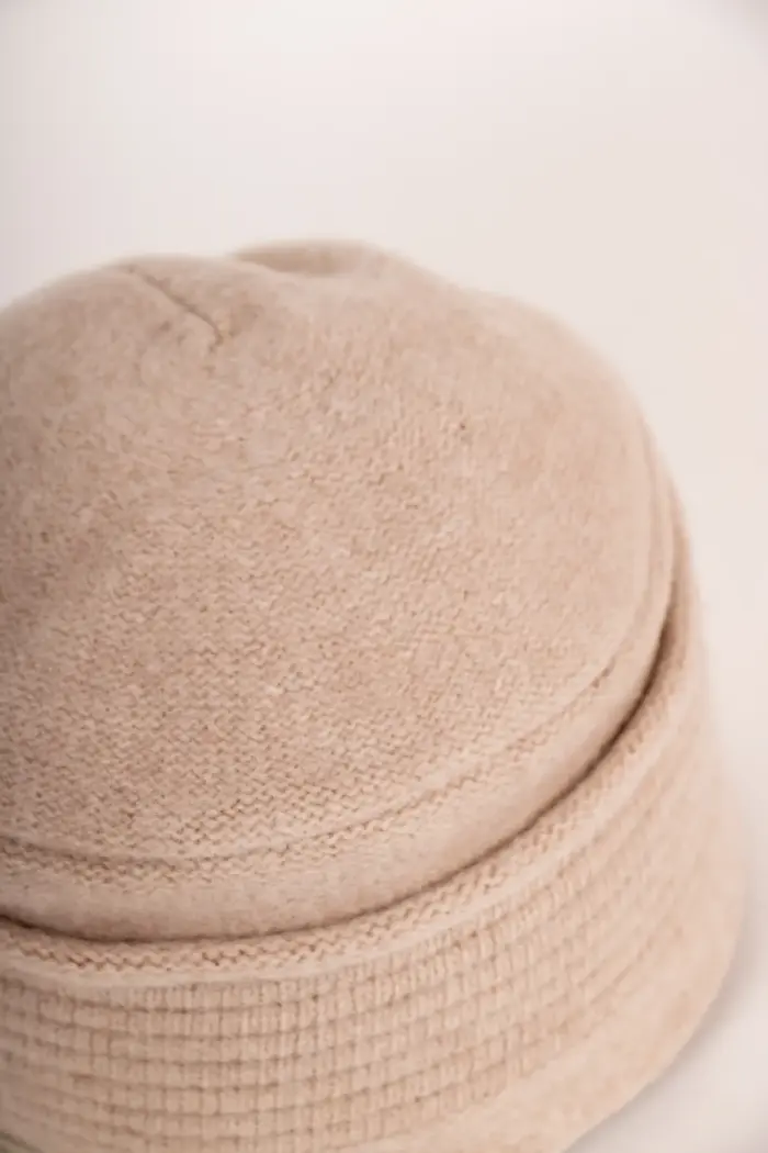 Seeberger Toque aus Wollwalk